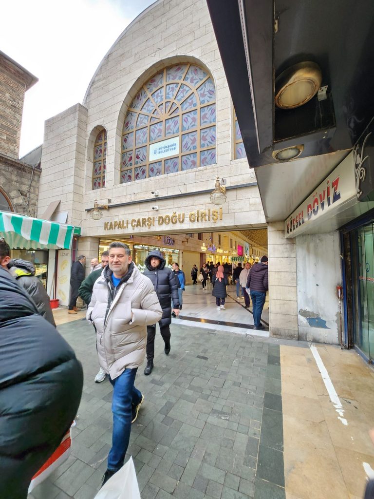 It is always bustling with locals and tourists.